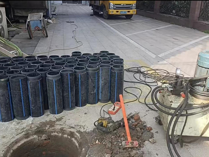 白沟PE置换管厂家 DN315置换管 非开挖管短管置换